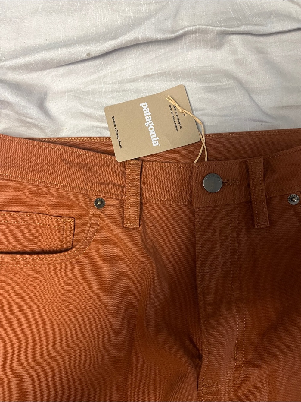 Patagonia Women's Rust Orange Short-Length Casual Shorts NWT - Picture 2 of 4